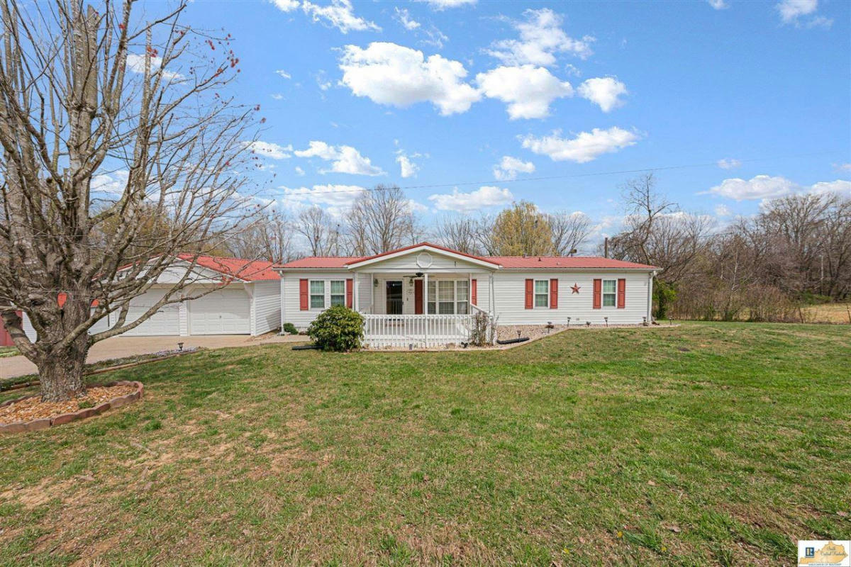 656 BEAVER POINT RD, GLASGOW, KY 42141, photo 1 of 31